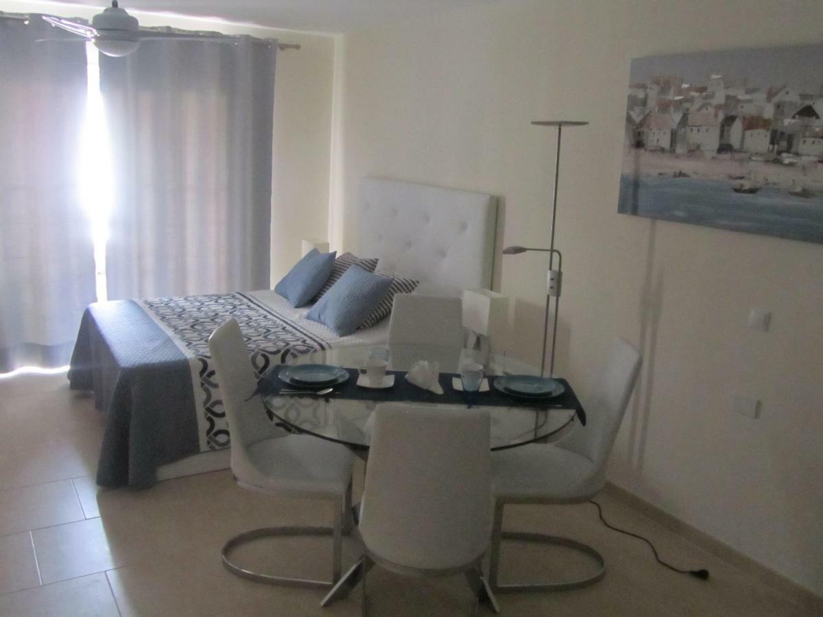 Los Cristianos Studio, Modern, Spacious, Pool,Wifi Arona  Bagian luar foto